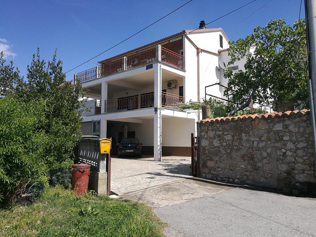 Apartment Anita Senj  Luaran gambar